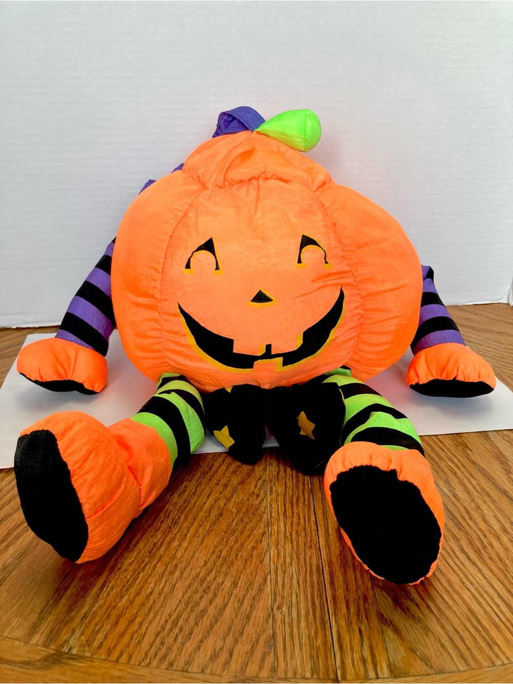 Stuffins 1993 Plush Nylon Halloween Jack-O-Lantern Pumpkin 14in Long